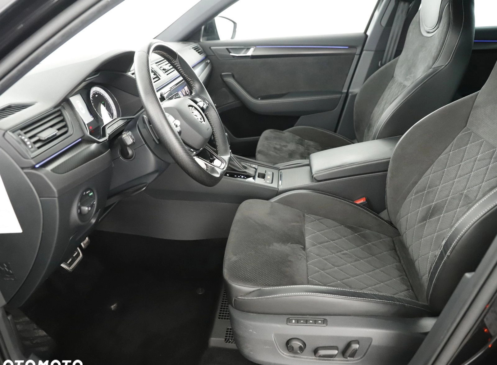 Skoda Superb cena 125900 przebieg: 87796, rok produkcji 2020 z Rybnik małe 781